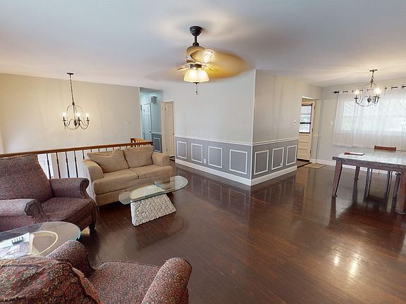 2nd image of 3244 Bainburry Ct