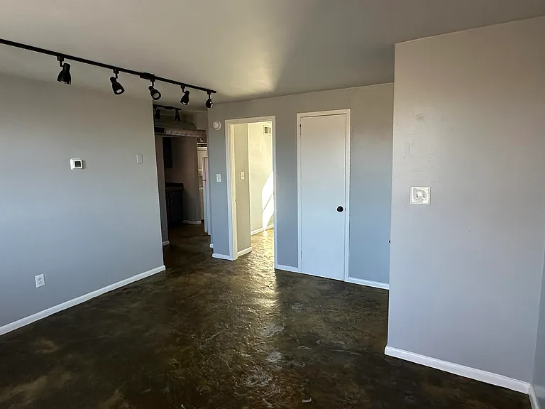 703 Wilkinson Blvd #2 — Photo 24