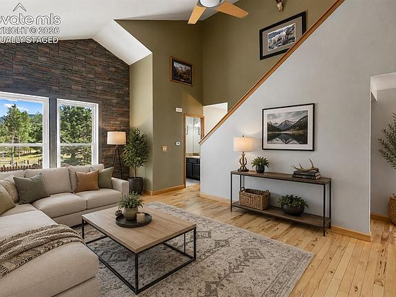 3rd image of 290 Taopi Cir
