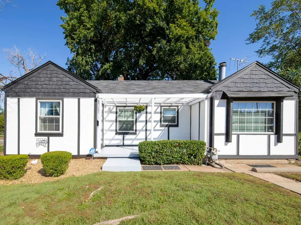 2202 E Murdock St, Wichita, KS 67214