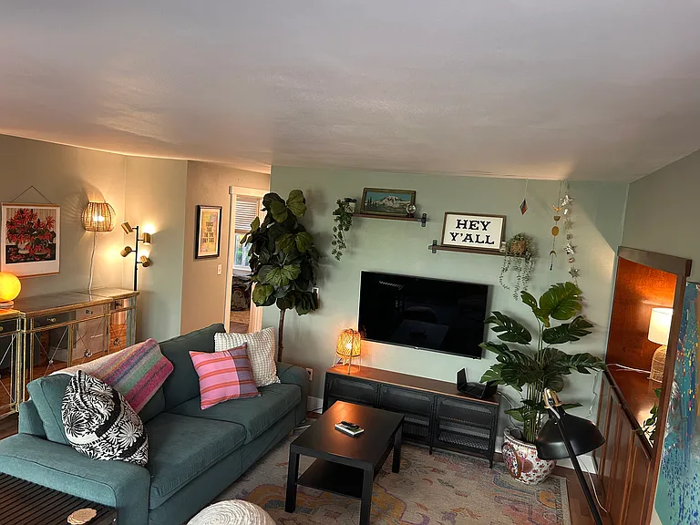 418 N L St #3 — Photo 2