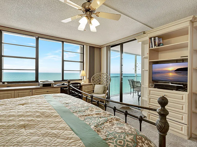 840 Ocean Dr #806 — Photo 29