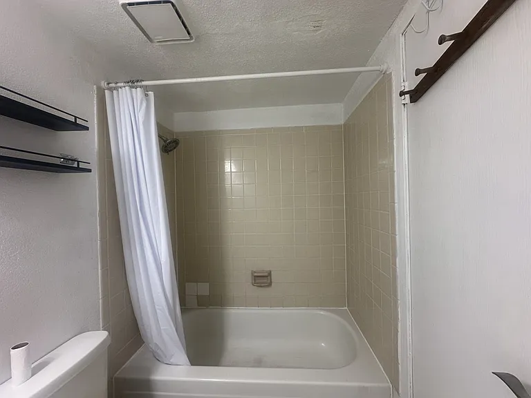 4707 Cessna Ave N — Photo 9