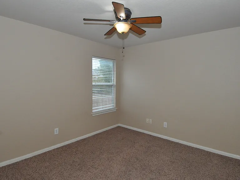 312 Pheasant Rdg — Photo 16