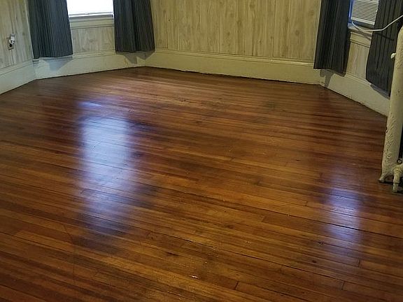 1st floor living room