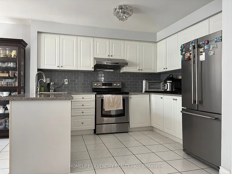 111 Edward Jeffreys Ave — Photo 4