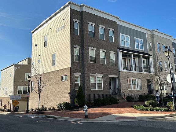 3rd image of 5128 Old Main St