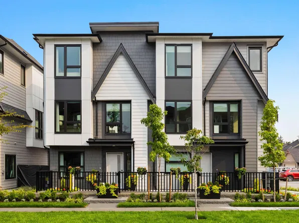 16765 25th Ave #5, Surrey, BC V3Z 0W4