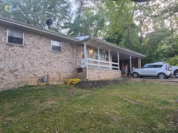 706 E Lee Ave, Harrison, AR 72601