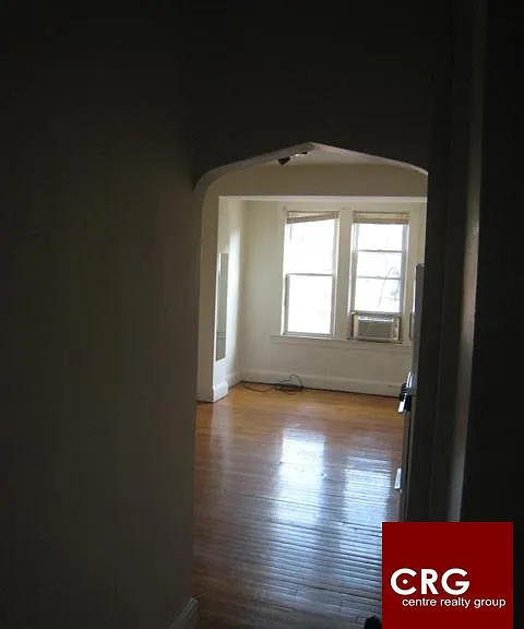 70 Strathmore Rd #3A — Photo 2