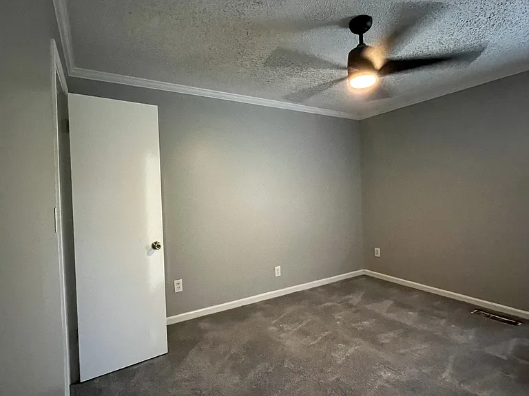 261 Becks Ln — Photo 5