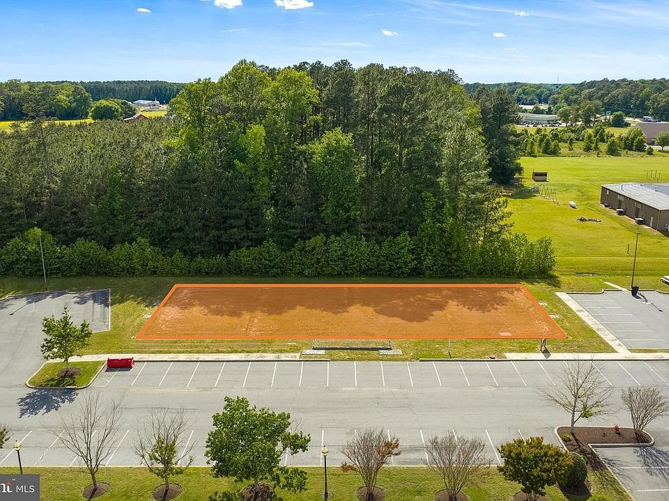1st image of 6500 Deer Pointe Dr