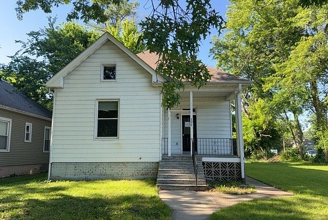 1st image of 106 Hazel Ave