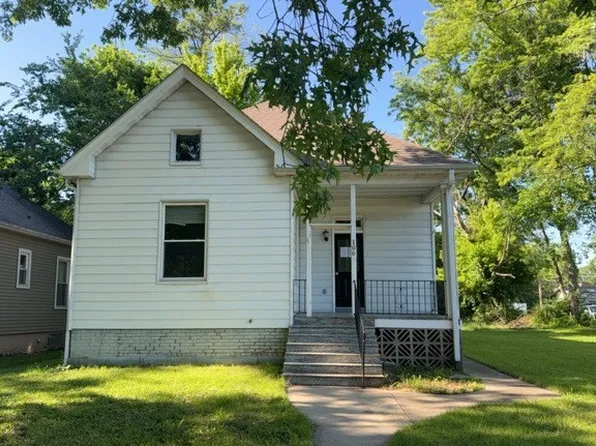 106 Hazel Ave, Belleville, IL 62223