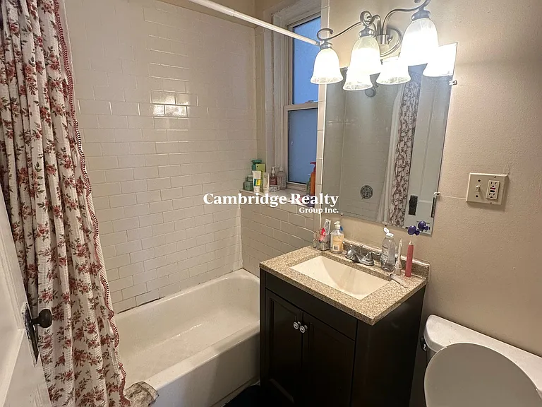 1197 Commonwealth Ave #1T — Photo 16
