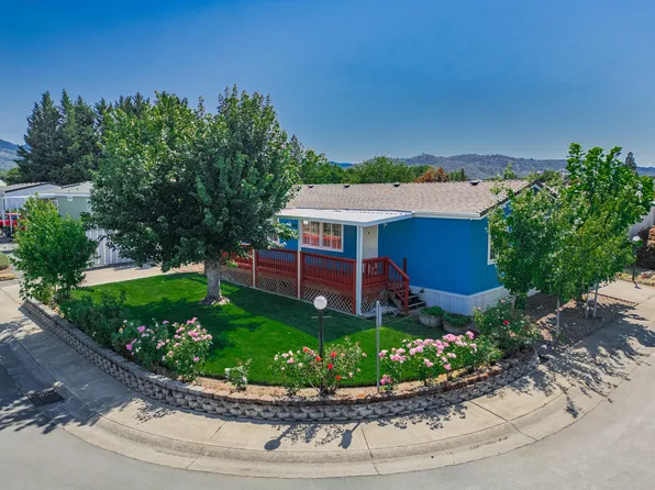 1570 S Peach St Space 105, Medford, OR 97501