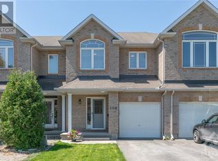 106 Talltree Cres #1, Ottawa, ON K2S0A9