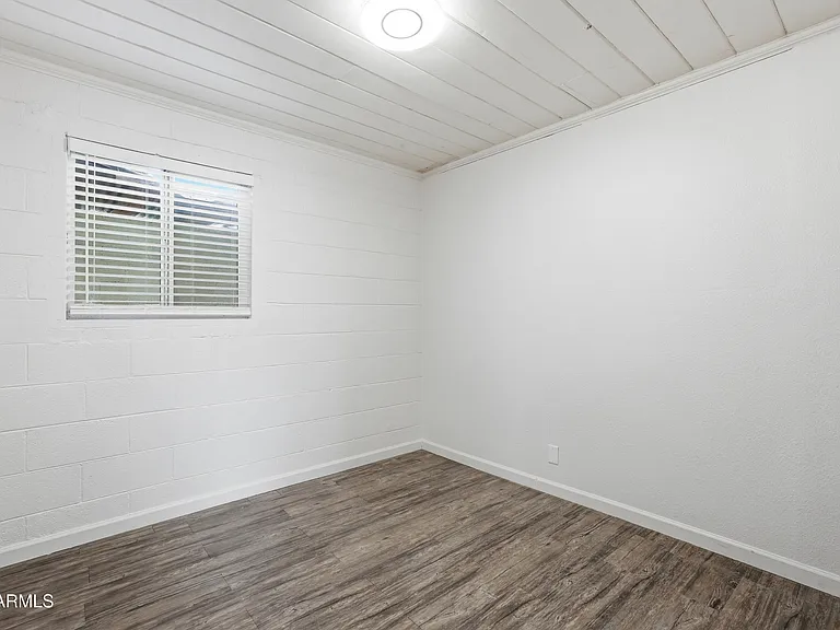 623 S Country Club Dr #11 — Photo 9