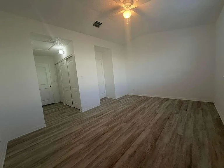 21300 NE 8th Ct #3004 — Photo 5