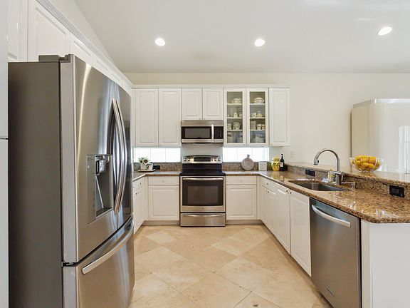 4th image of 11717 Cardenas Boulevard
