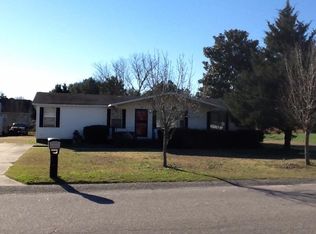 908 Locks Creek Rd, Fayetteville, NC 28312