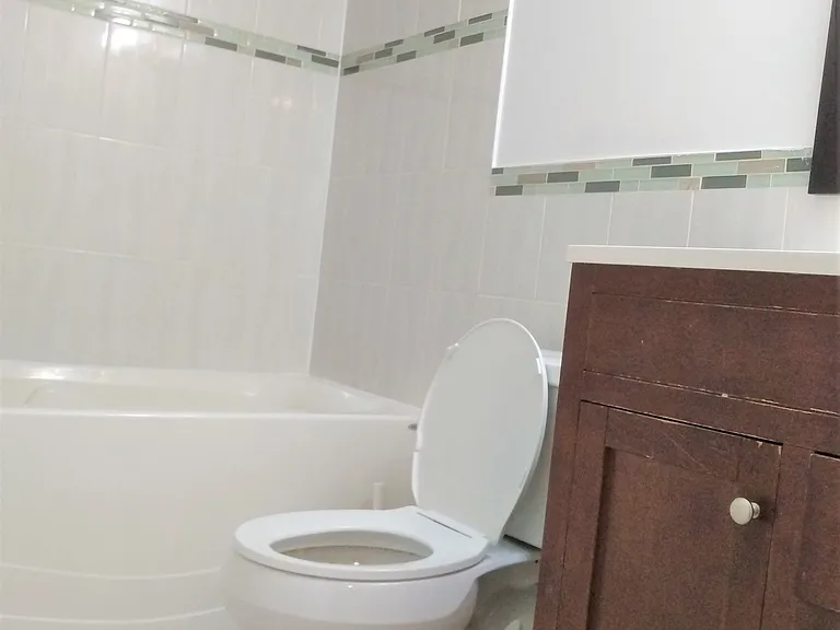 30 Rockport Cres #BASEMENT — Photo 5