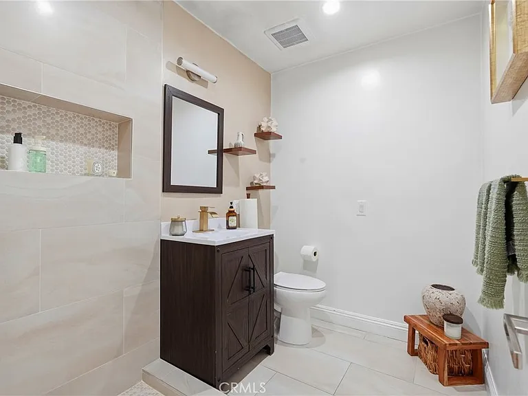 4563 Hempstead St — Photo 15