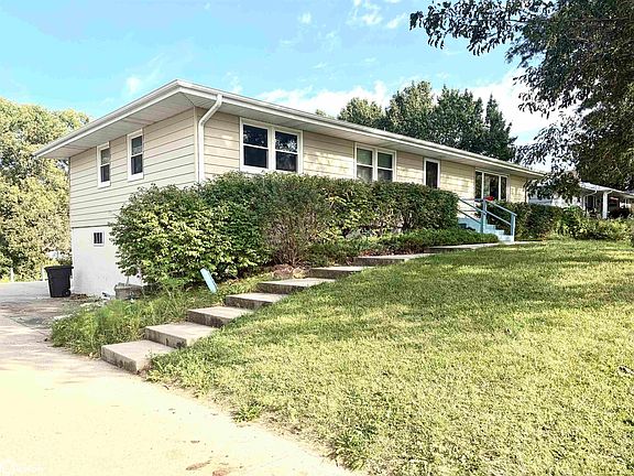 2nd image of 1208 Olive St