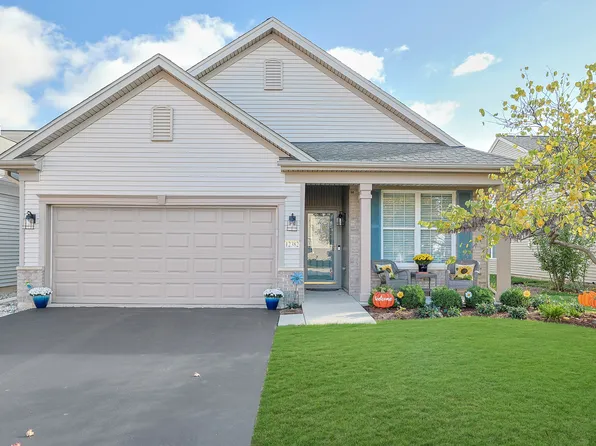 12382 Wedgemere Dr, Huntley, IL 60142