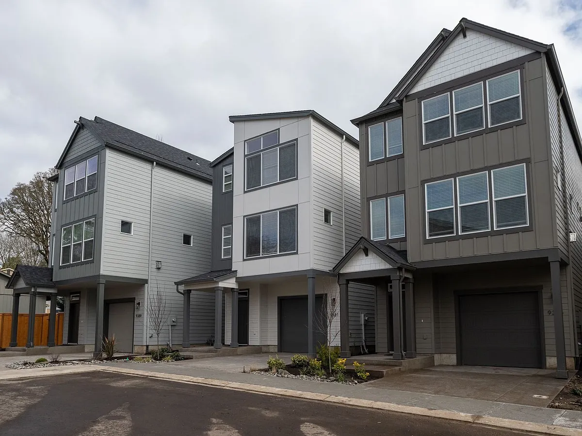 Building Photo - 9375 SW Eunice Ln