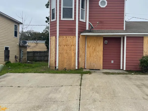 4 Grand Lido Ln, Gulfport, MS 39507