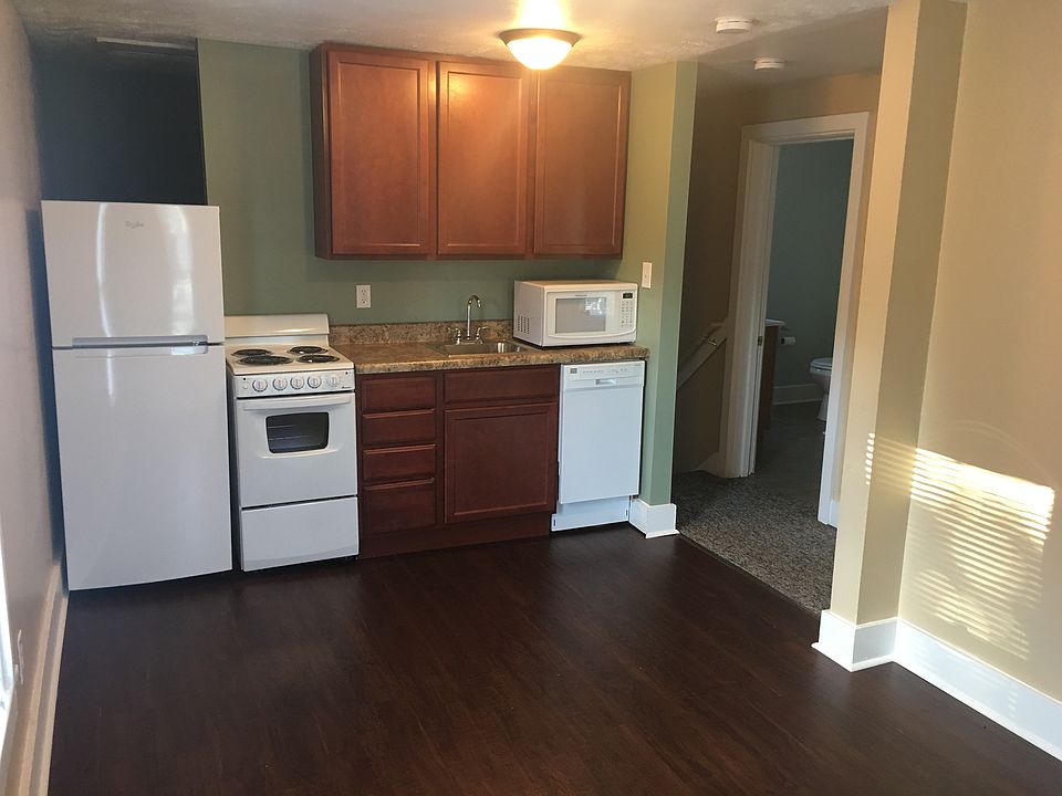 2nd image of 520 N Notre Dame Ave