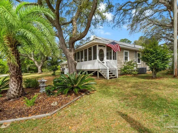 24715 Murphy Ln, Elberta, AL 36530