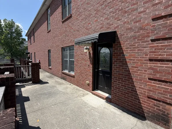 30 Rose Ct, Somerset, KY