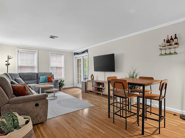 1001 Clinton St #3E — Photo 5