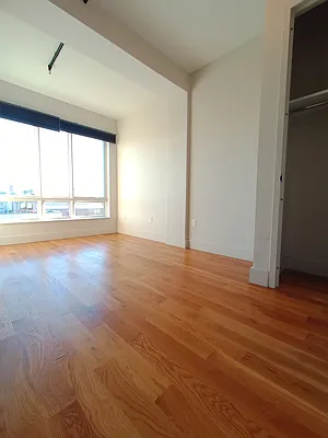 Rented by City Vista Inc | media 27