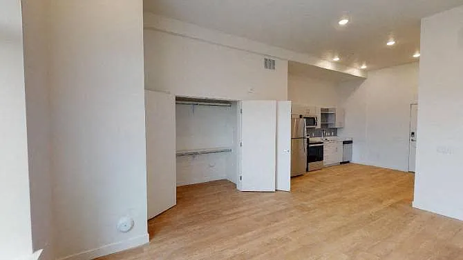 SevenO2 Main Apartments — Photo 105