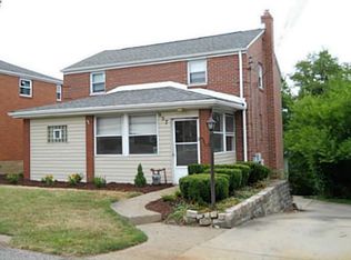 957 Elizabeth St, Pittsburgh, PA