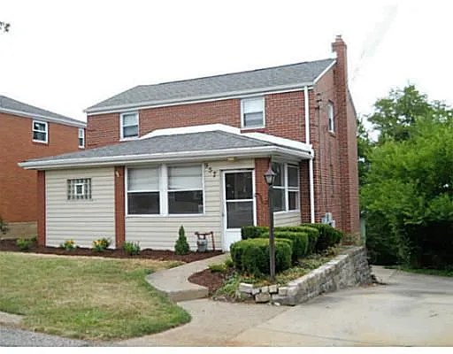 957 Elizabeth St photo 1