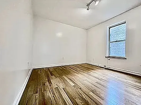 Rented by Corcoran | media 1