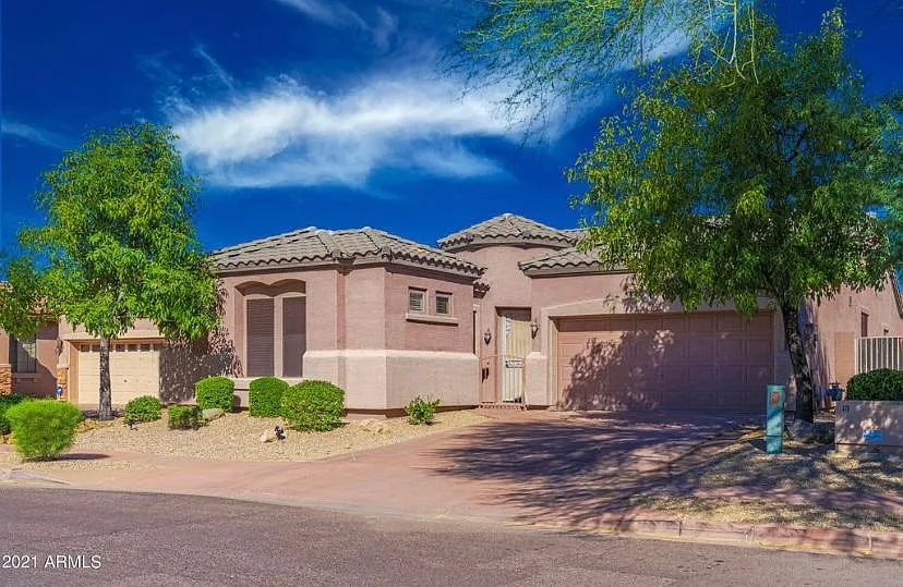 3010 W Languid Ln