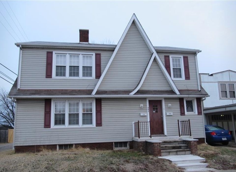 1st image of 397 Laurel St #2