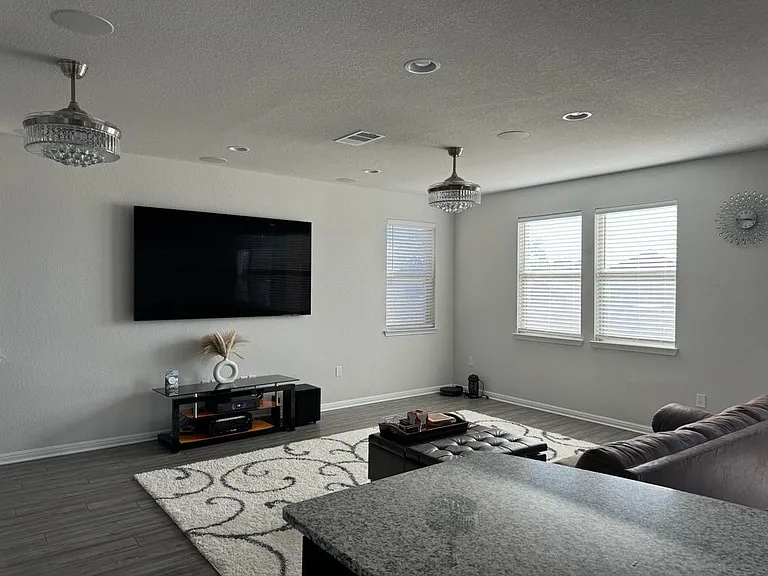 444 Arrowhead Vine St — Photo 3