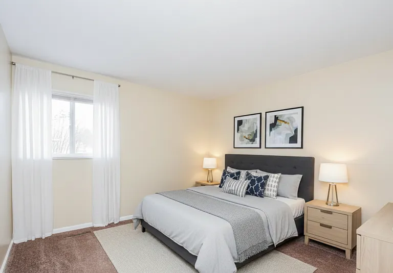 25240 Sandhurst Rd — Photo 13