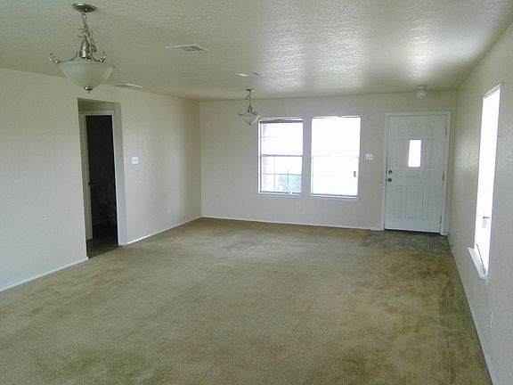 Living and dinning room2