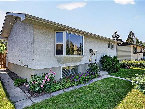3rd image of 4711 NE Montana Dr NW
