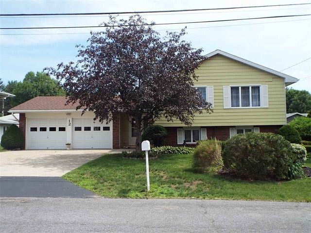 1st image of 12 Wendell Dr