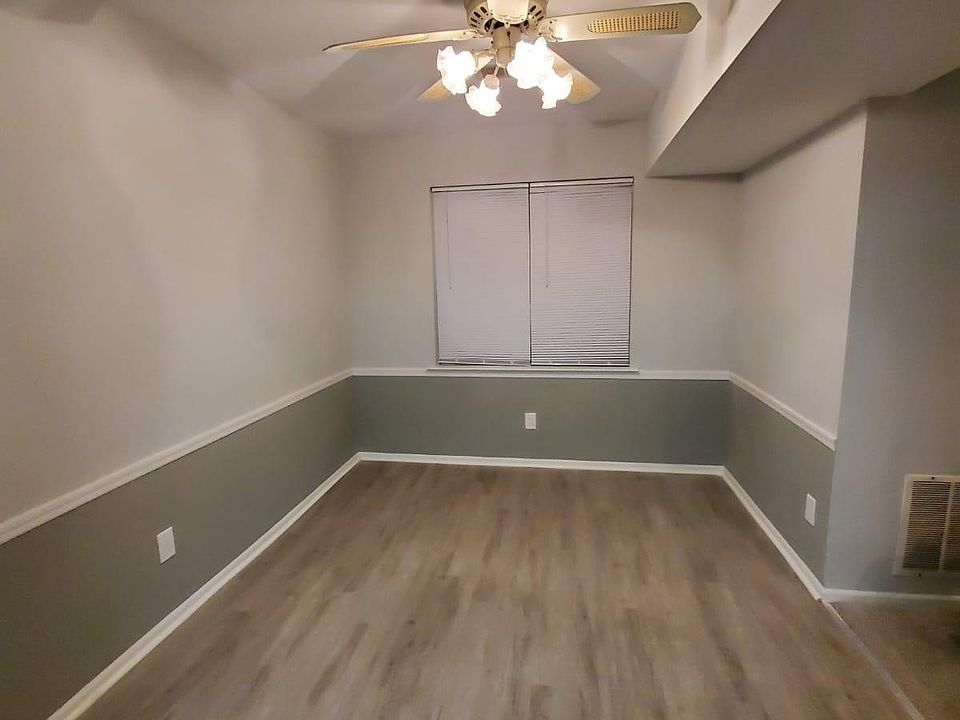 Dining Room has new beautiful laminated Floors