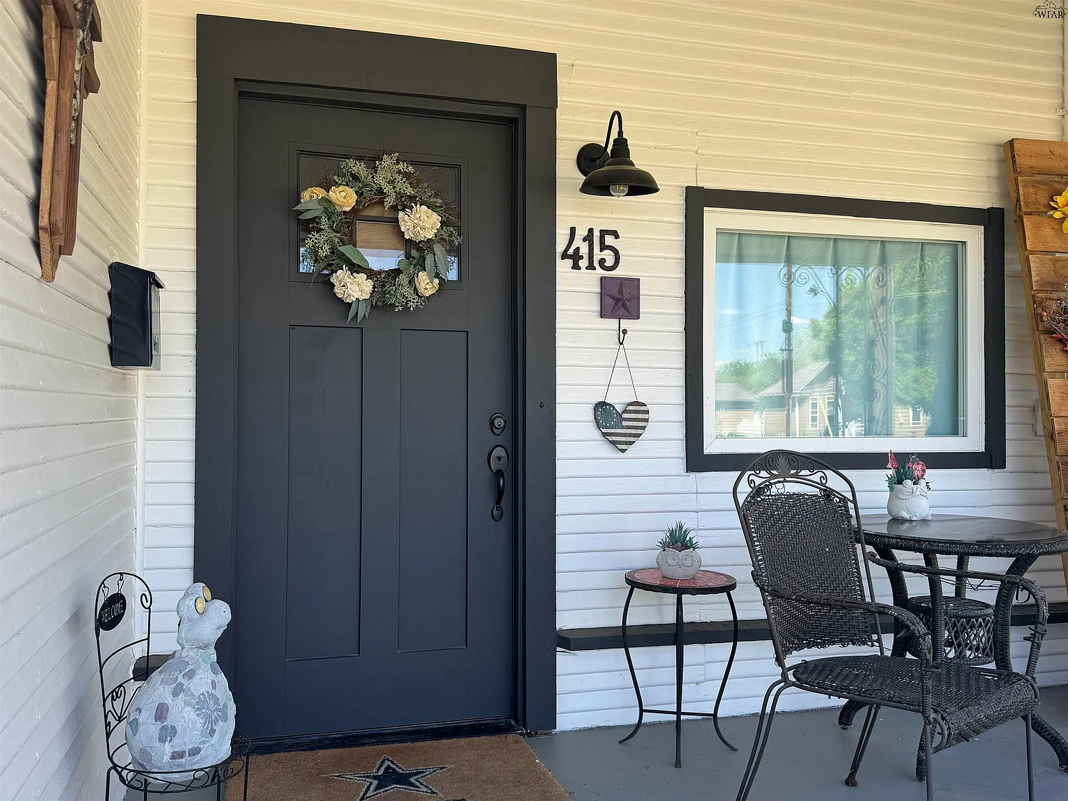 2 bed, 2.0 bath, 1136 sqft, $1,400 — Photo 2