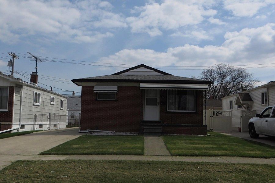 1st image of 1939 Pagel Ave